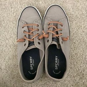 Gray sperry crest canvas sneakers